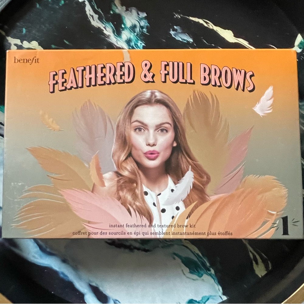 NIB Benefit FEATHERED & FULL BROWS Brow Kit Shade1